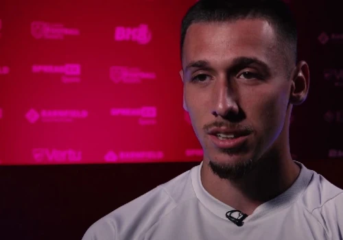 Piłkarz wraca do Polski. Miał trafić do Widzewa, wybrał inny klub