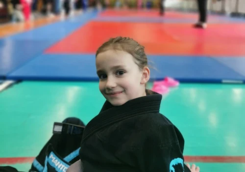 Nowa Huta ma podwójną mistrzynię świata. 8-letnia Lena Bartosz zdobyła dwa złote medale
