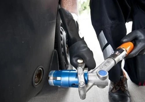 Montują LPG w hybrydach Toyoty. Mechanik radzi, jak wydłużyć im życie