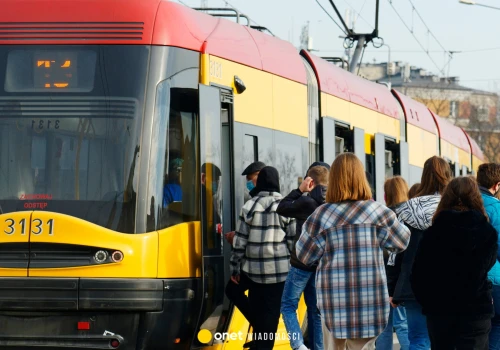 Awaria torowiska w Warszawie. Ruch tramwajów wstrzymany