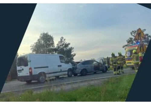 Wypadek na trasie Łęczna – Włodawa. Na miejscu służby ratunkowe