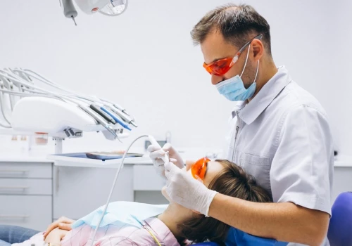 Turystyka dentystyczna zyskuje popularność. Tu Polacy leczą zęby za ułamek ceny