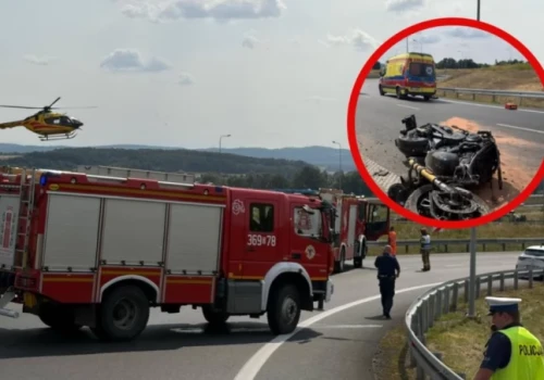 Ciężko ranny motocyklista zabrany przez śmigłowiec LPR. Groźny wypadek na łącznicy A4 i S3