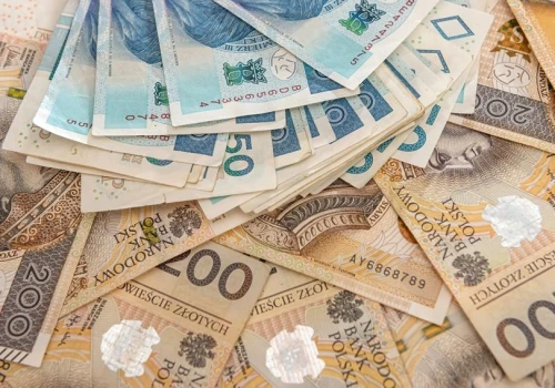 Ostatni dzwonek na dotacje. Nawet 3,5 mln zł na firmę. Jakie warunki trzeba spełnić?