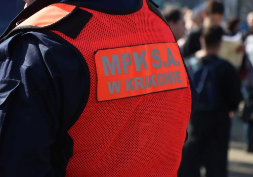 Duże zmiany w kursowaniu autobusów. Dwie linie zawieszone, inne autobusy jadą objazdami
