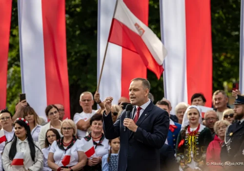 Kto naprawdę gra na Polexit? Nie tylko Nawrocki