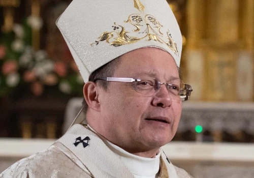 Kardynał Ryś podczas benefisu ks. Boneckiego: Jeśli ktoś próbuje mnie zrozumieć, to musi mieć do mnie serce