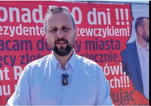 Spór o parking przy ul. Nowowiejskiego w Olsztynie. Prezydent odnosi się do baneru przedsiębiorcy