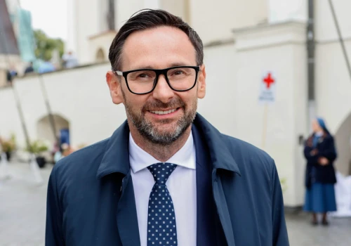 Daniel Obajtek powiedział, co zrobiłby z cenami paliw w Polsce