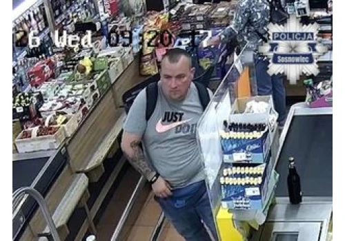 Sosnowiec: Znalazł portfel w sklepie i zabrał go ze sobą. Policja szuka tego mężczyzny