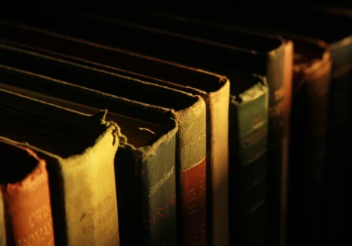 10 najlepszych książek – thrillerów. Te powieści cię wciągną