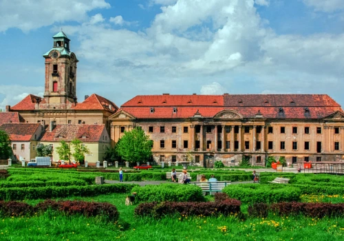 Po latach niszczenia XIII-wieczny zamek czeka spektakularna przemiana. Oto co w nim powstanie