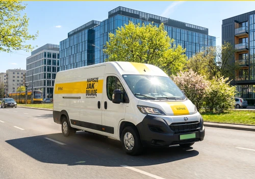 InPost stawia na elektromobilność. Flota aut elektrycznych przekroczyła 1700 pojazdów