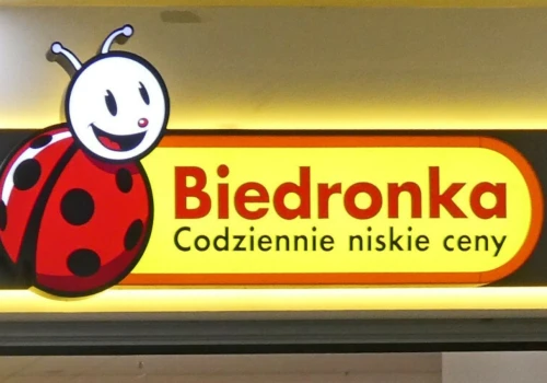 Biedronka rozsyła SMS-y do klientów. Taka promocja tylko dzisiaj