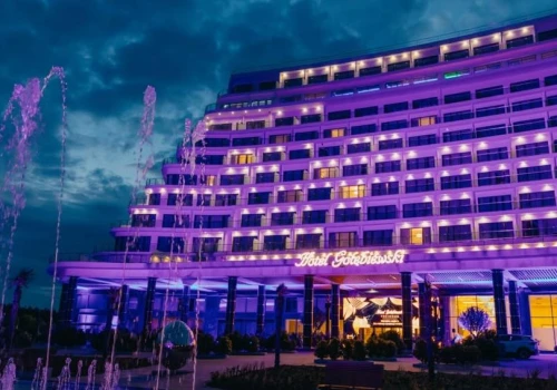 Gołębiewski w Pobierowie to nawet nie hotel. Słynny obiekt bez gwiazdek