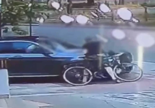 Łódź. Po kłótni przejechał rowerzystę, złamanie otwarte. Kierowca aresztowany