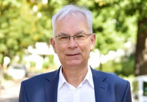 Przewodniczący senackiej komisji edukacji o wynagrodzeniach nauczycieli: „Pewnie to był błąd, że daliśmy nauczycielom ponad 30 proc. podwyżki. Trzeba było dać 4 razy po 7,5 proc”