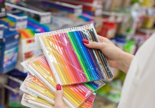 Pieniądze mogą się przydać jeszcze w wakacje. ZUS przelewa 300 zł