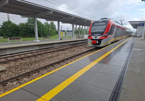 Nowe przejście podziemne na stacji Tomaszów Mazowiecki już otwarte