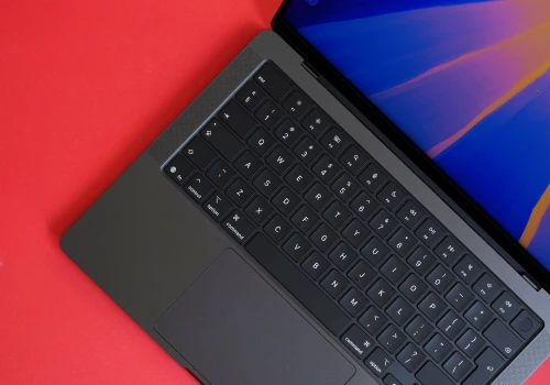 MacBook Ultra — 12 nowości, których się spodziewamy