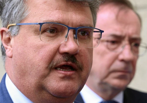 WP: Wąsik i Kamiński nie złożyli lojalek. 