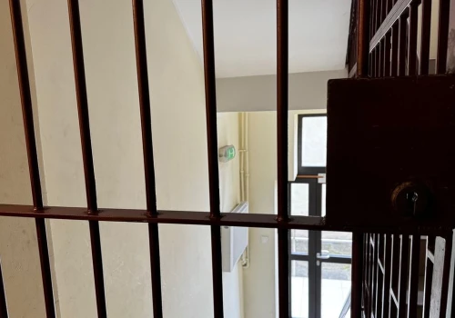 Podszyli się i wyłudzili pieniądze od seniorki