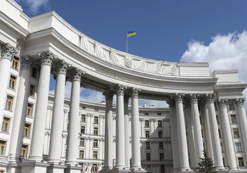 Pieniądze na pomoc Ukrainie miały zostać rozkradzione. Były wysoki urzędnik MSZ z za…