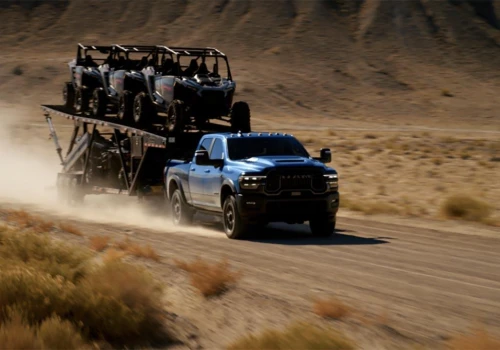 Ram 2500 dostaje podwozie z modelu 3500. Ładowność wzrasta do ponad 2 ton