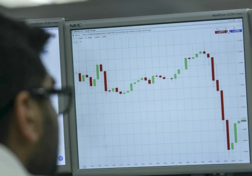 Ropa staniała najmocniej od prawie 12 tygodni. Macquarie prognozuje jej nadwyżkę w tym roku