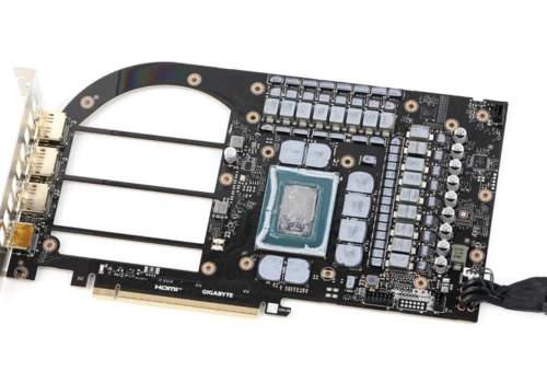 Serwis Chiphell rozebrał AORUS GeForce RTX 5080 Infinity Wood