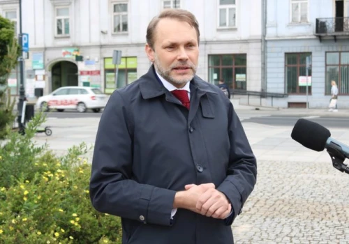 Rozłam w obozie Morawieckiego. Poseł Grzegorz Lorek niczym syn marnotrawny „wraca” do PiS