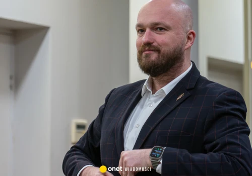 Ostre spięcie w studiu po słowach posła Konfederacji. Tłumaczy pobicie 
