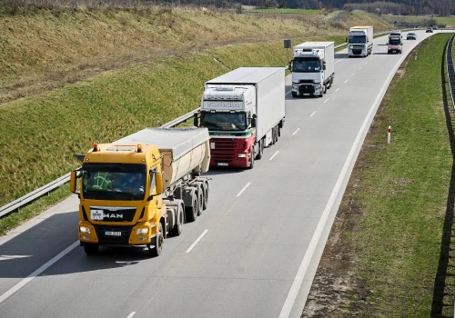 Od 1 września zmiana stawek za przejazdy autostradami w Europie. To odpowiedź na drożejące paliwa
