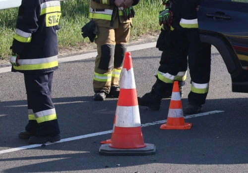 Wypadek na DK17 w Jatutowie. Jedna osoba poszkodowana, ruch odbywa się wahadłowo
