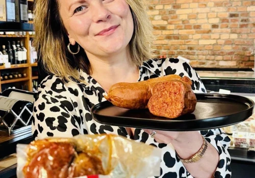 Pochodzi z biednej kuchni, a kucharze ją kochają. 'Nduja podbija pizzerie, a czas na restauracje