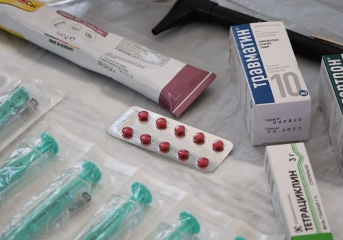 Mniej drukowania dokumentów o lekach. Ministerstwo Zdrowia zmienia zasady przekazywania informacji farmaceutycznych
