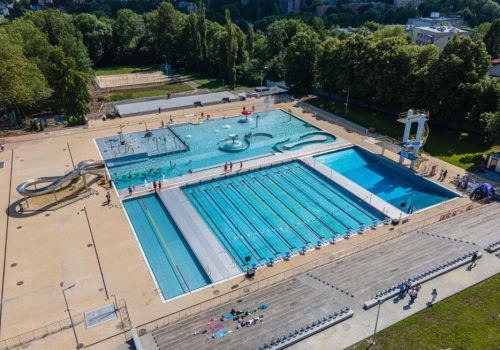 90 lat Pływalni Panorama. Będzie sport, zabawa i turniej siatkówki plażowej
