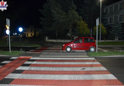 69-latka potrącona na przejściu dla pieszych w Zamościu. Kobieta trafiła do szpitala