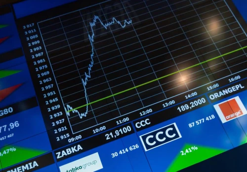 22 spółki z GPW na trzeci kwartał. Analitycy wskazali faworytów