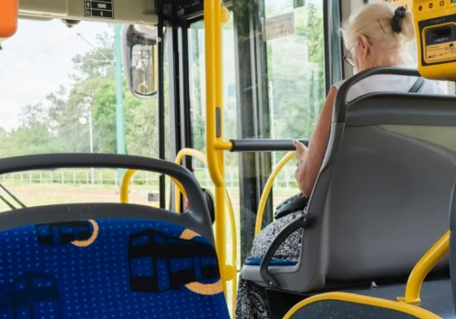 Darmowa komunikacja zostaje. Przybyło milion pasażerów