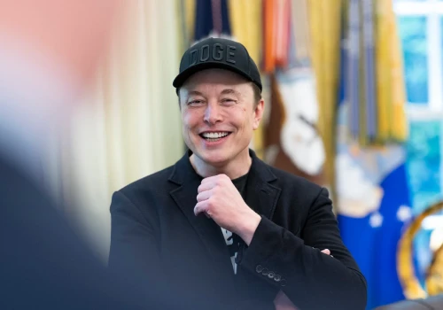 Elon Musk zajmie się waszymi pieniędzmi. Tworzy nową superapkę