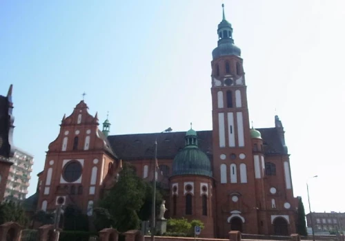 Dzwony, które przetrwały okupację, zamilkną za Tuska