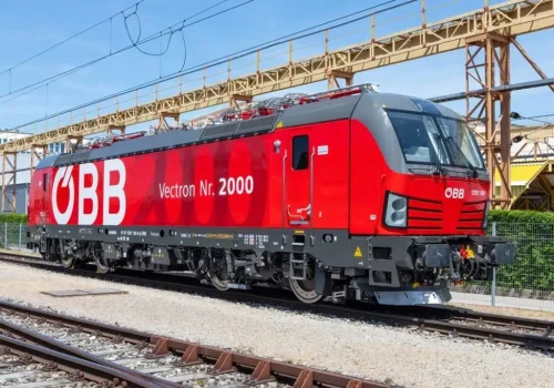 Siemens Mobility dostarczył 2 000. lokomotywę Vectron. Jubileuszowy pojazd trafił do ÖBB