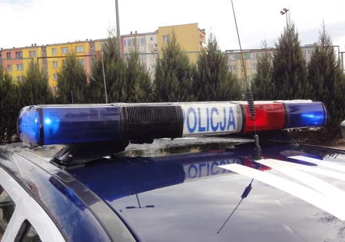 13-letni rowerzysta trafił do szpitala. Samochód potrącił go na przejściu dla pieszych