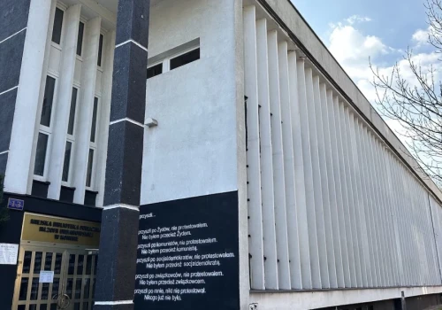 Twoje wiersze mogą trafić do publikacji. Trwa nabór do „Milowego Słupa”