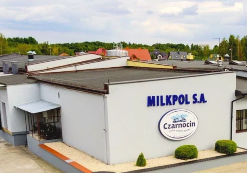 Mleczarnia z Czarnocina inwestuje w sklep internetowy i sieć delikatesów