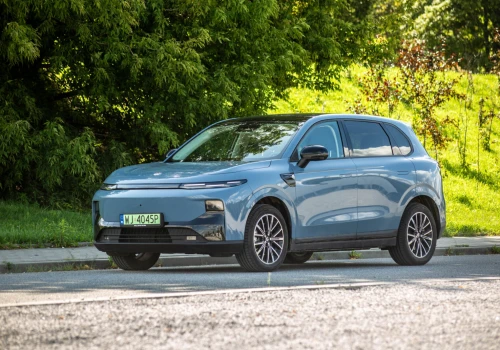 Chińskim Leapmotorem B10 przejechaliśmy 1500 kilometrów. Ma kilka plusów, ale są też minusy Slug