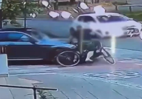 Dwukrotnie przejechał po rowerzyście, bo ten zwrócił mu uwagę. Finał tej sprawy zwala z nóg