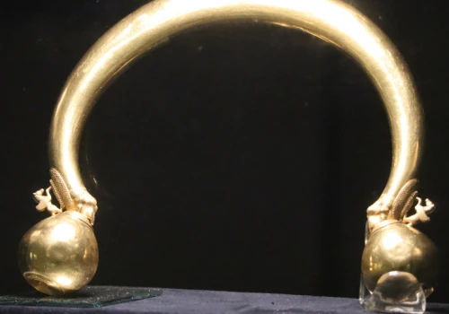 Złodzieje ukradli bezcenny skarb Celtów. Zniknął z muzeum na oczach zwiedzających