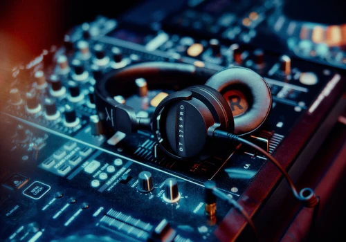Nowe, kompaktowe i „tanie” słuchawki beyerdynamic oficjalnie. Są już dostępne w Polsce, za ile?